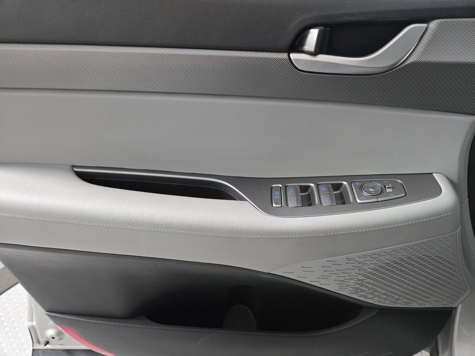 Used 2024 Hyundai Palisade SEL FWD image 22