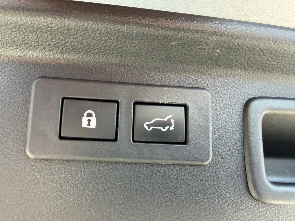 Used 2023 Subaru Forester Limited AWD/4WD image 8