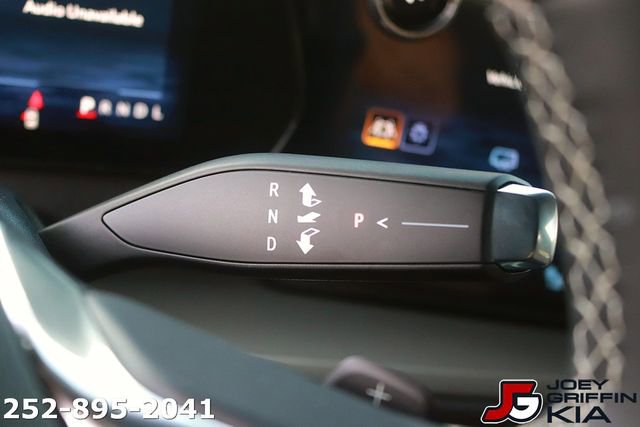 Used 2026 Chevrolet Traverse LT w/ Sun and Wheel Package FWD image 24