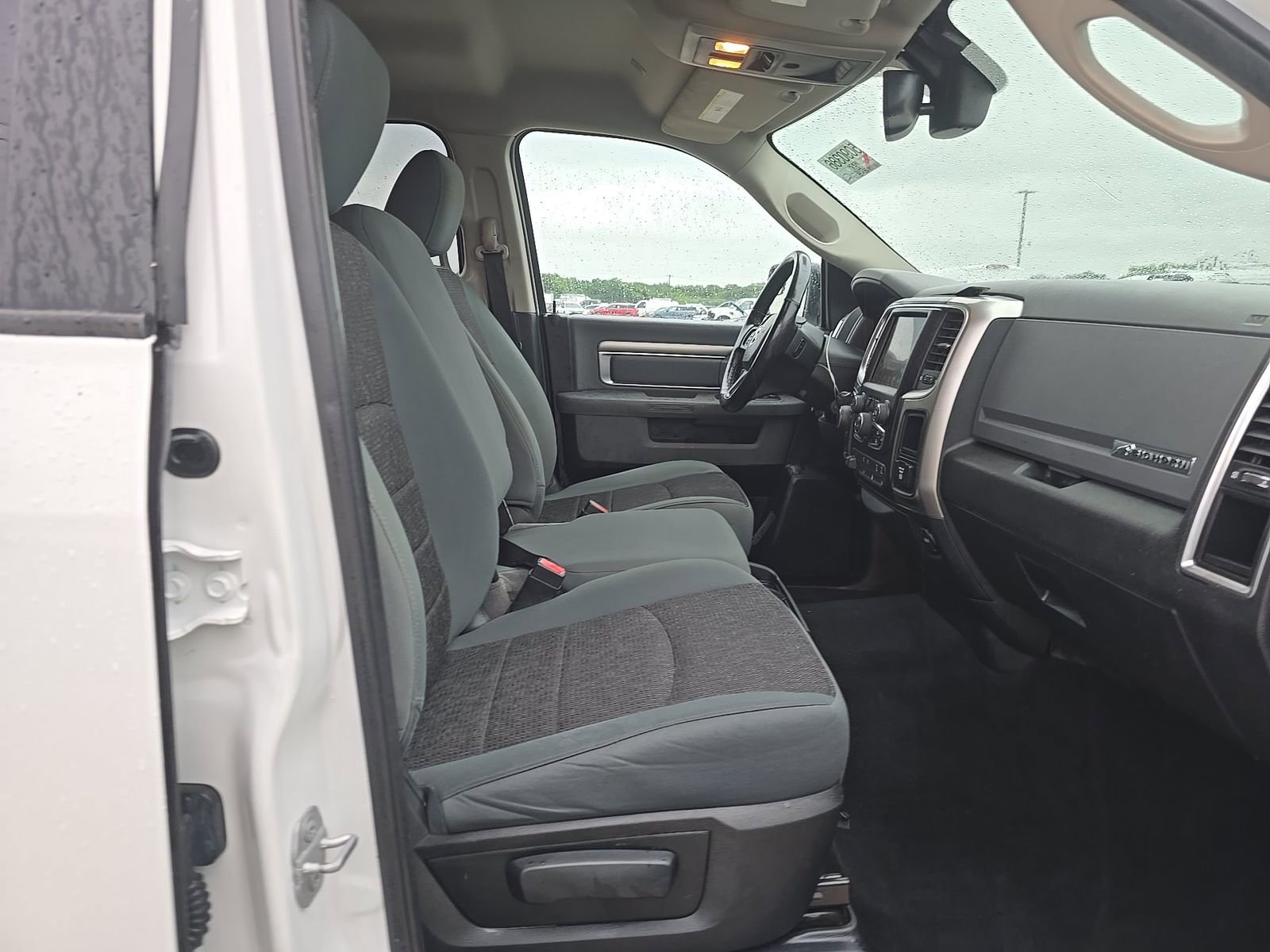 Used 2017 RAM 1500 Big Horn AWD/4WD image 11
