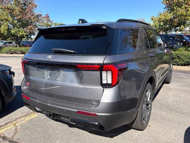 New 2027 Ford Explorer ST-Line w/ Premium Package AWD/4WD image 3