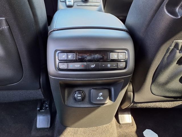 Used 2023 Hyundai Palisade Limited FWD image 11
