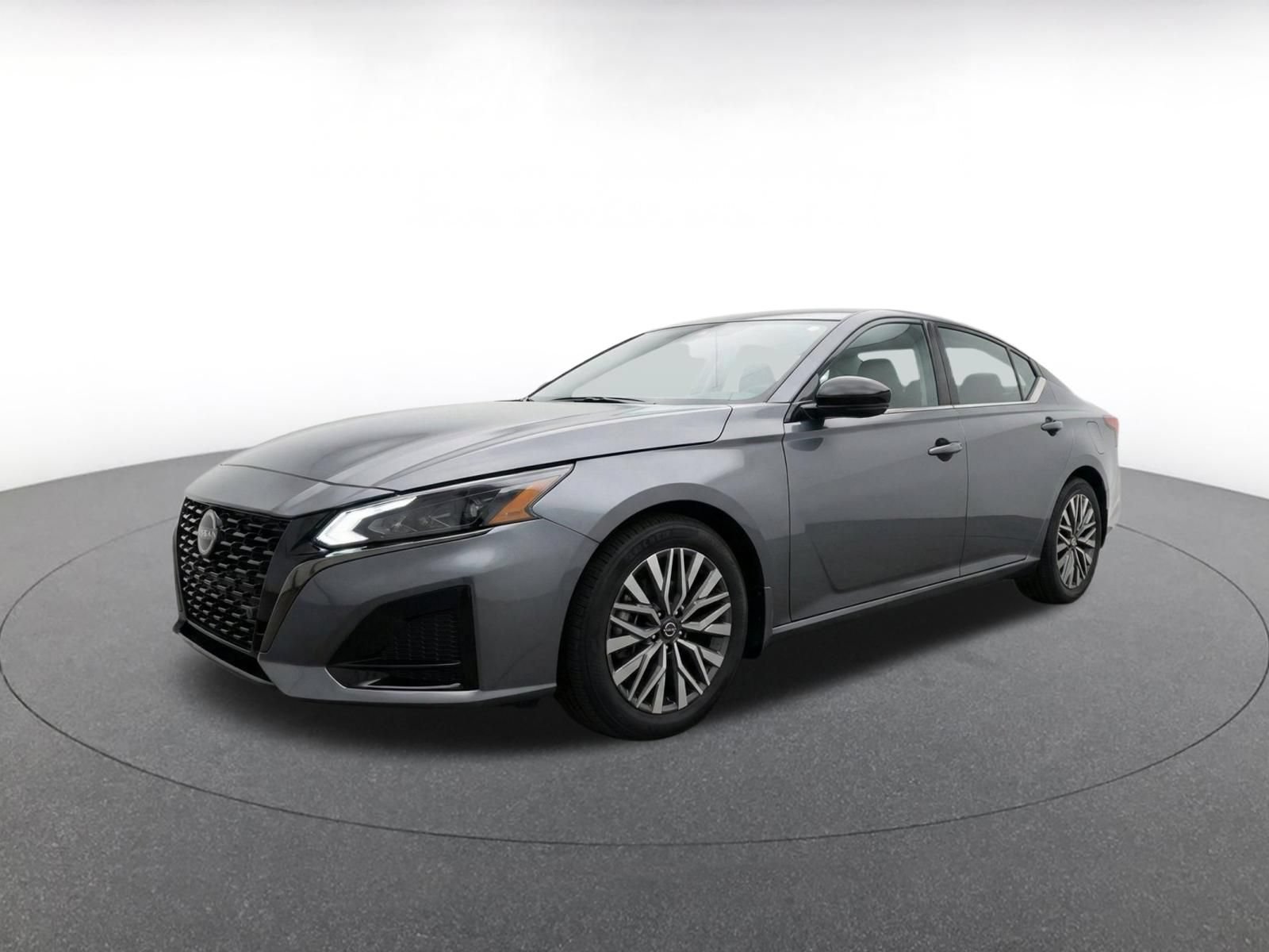 Used 2025 Nissan Altima 2.5 SV FWD video 2