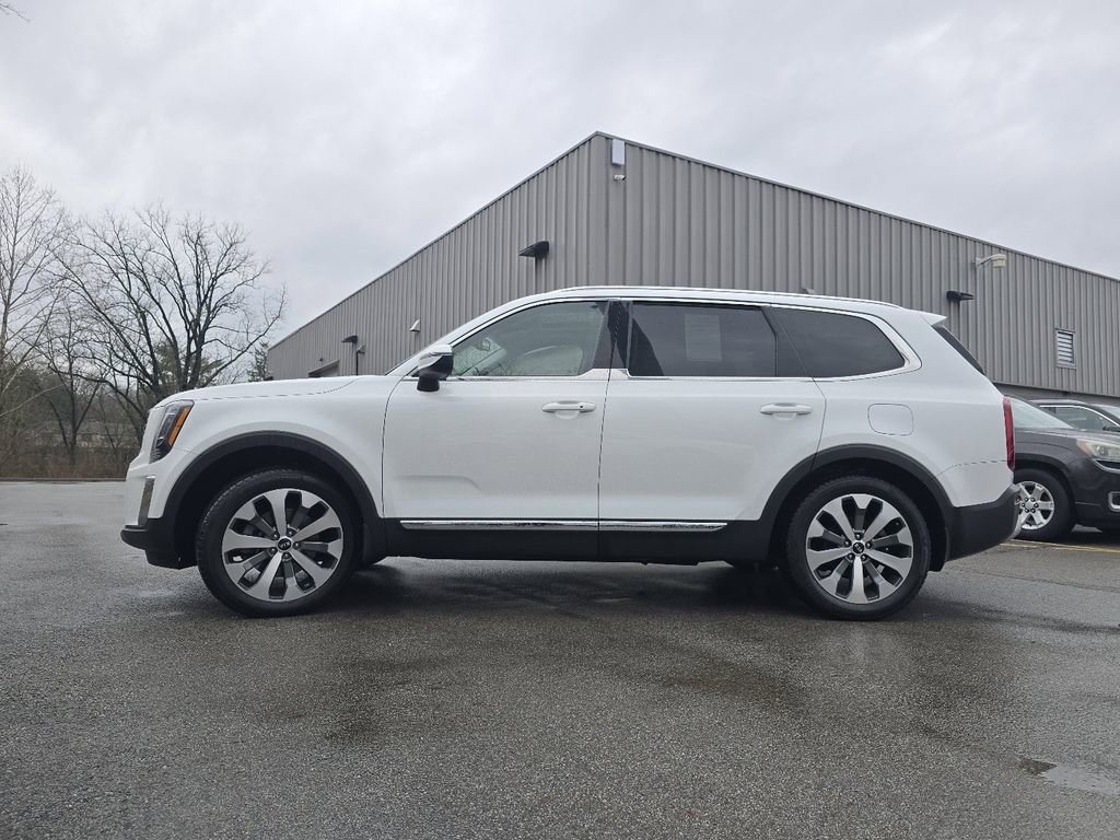 Used 2020 Kia Telluride EX w/ EX Premium Package image 14