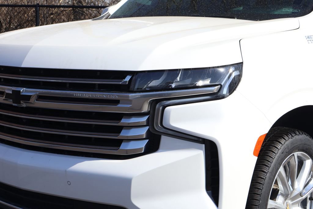 Used 2022 Chevrolet Tahoe High Country image 3
