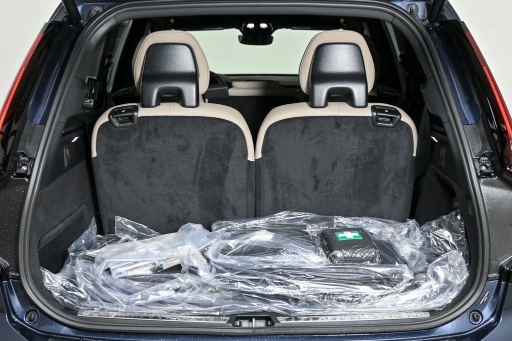 Certified 2026 Volvo XC90 B6 Plus w/ Protection Package Premier image 34