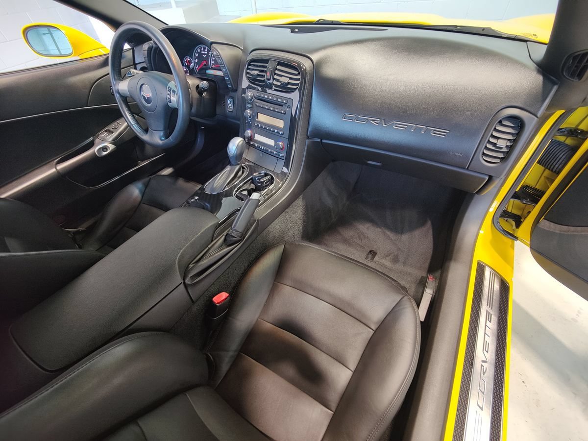 Used 2011 Chevrolet Corvette Grand Sport RWD image 13
