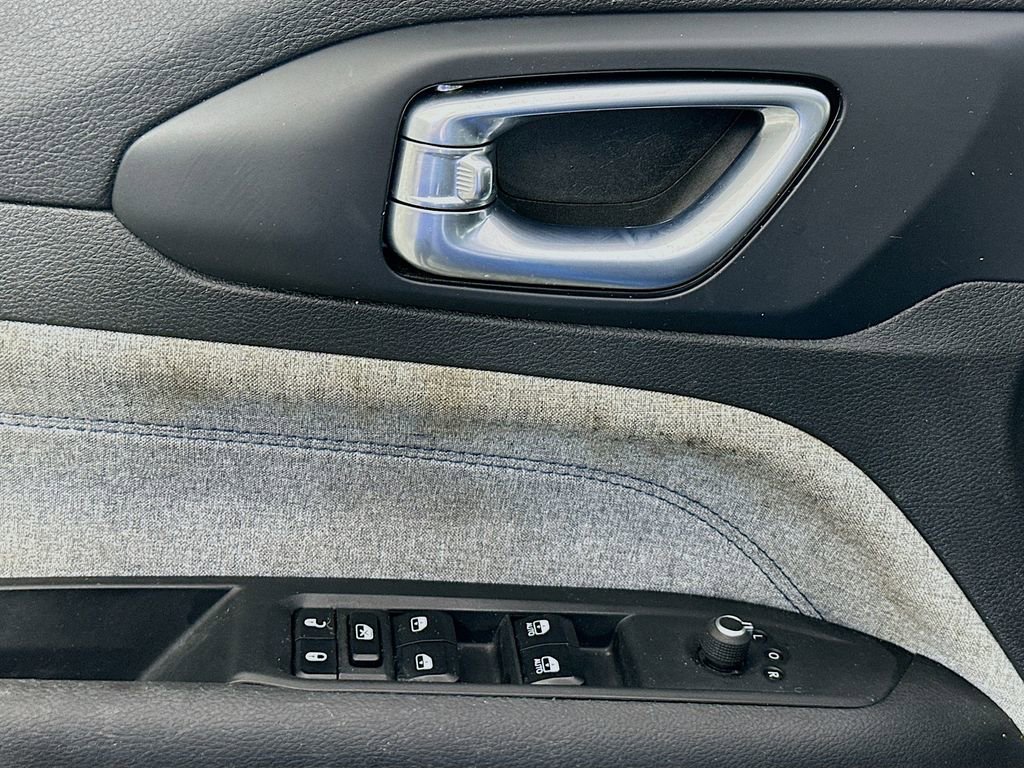 Used 2022 Jeep Compass Latitude w/ Convenience Group image 17