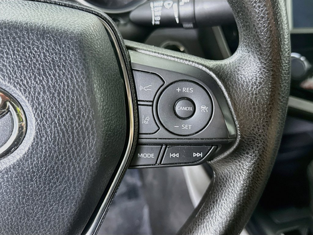 Certified 2019 Toyota Camry LE w/ Convenience Package FWD image 21