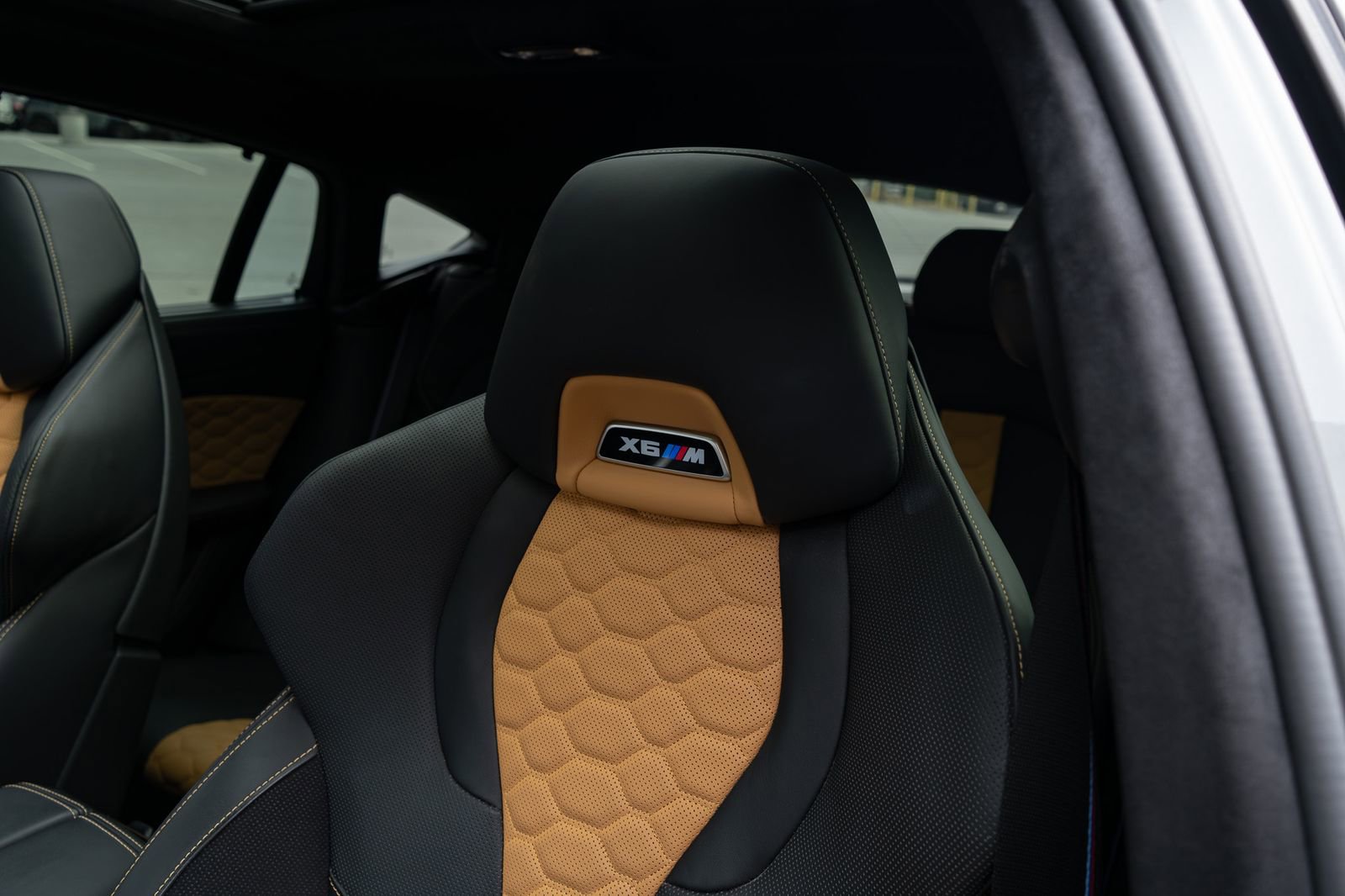 Used 2022 BMW X6 M w/ Competition Package image 30