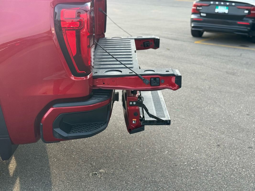 Used 2021 GMC Sierra 1500 Elevation w/ Preferred Package image 29