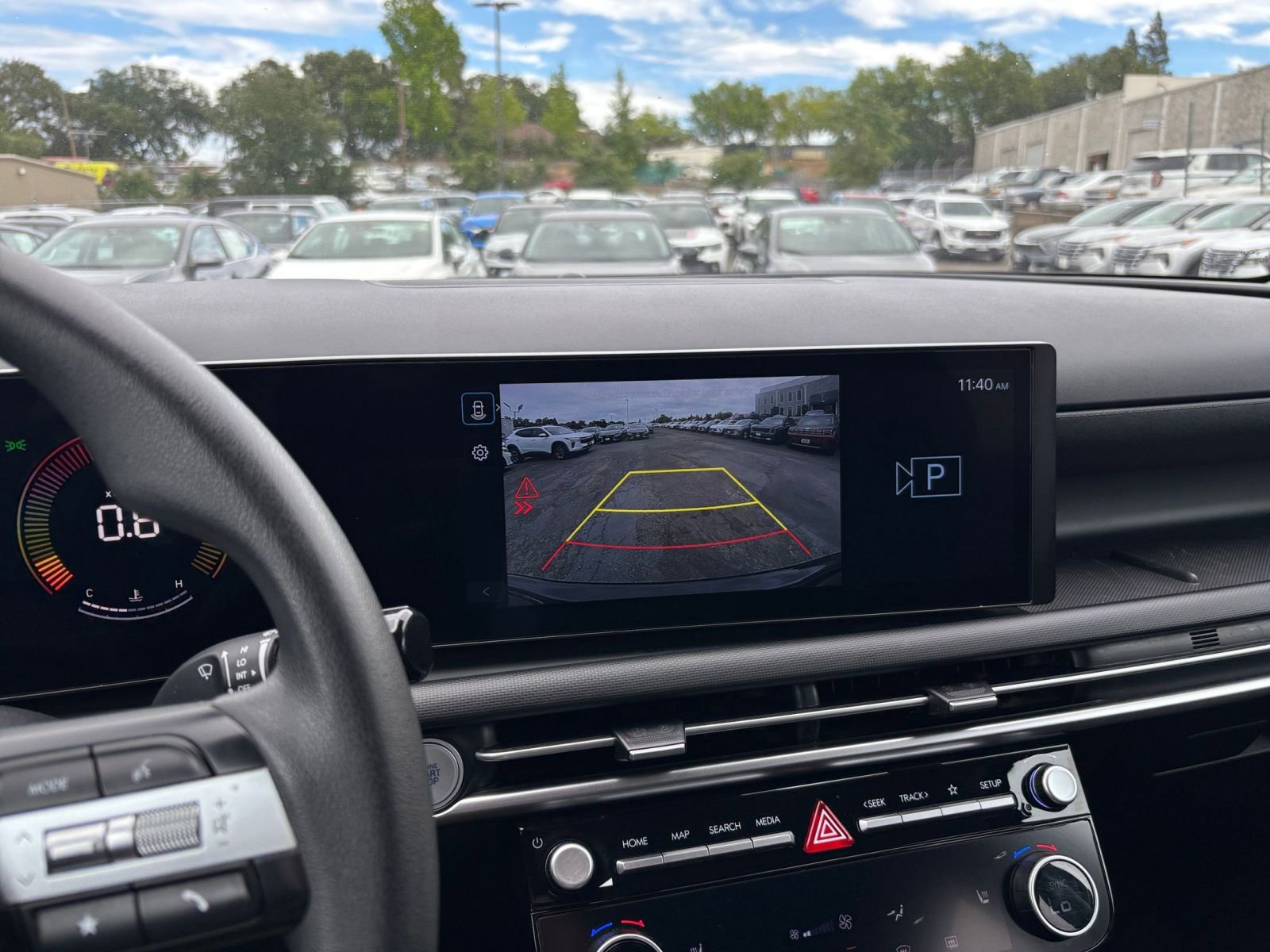 Used 2025 Hyundai Tucson SEL FWD image 25