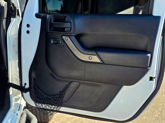 Used 2013 Jeep Wrangler Sport AWD/4WD image 34