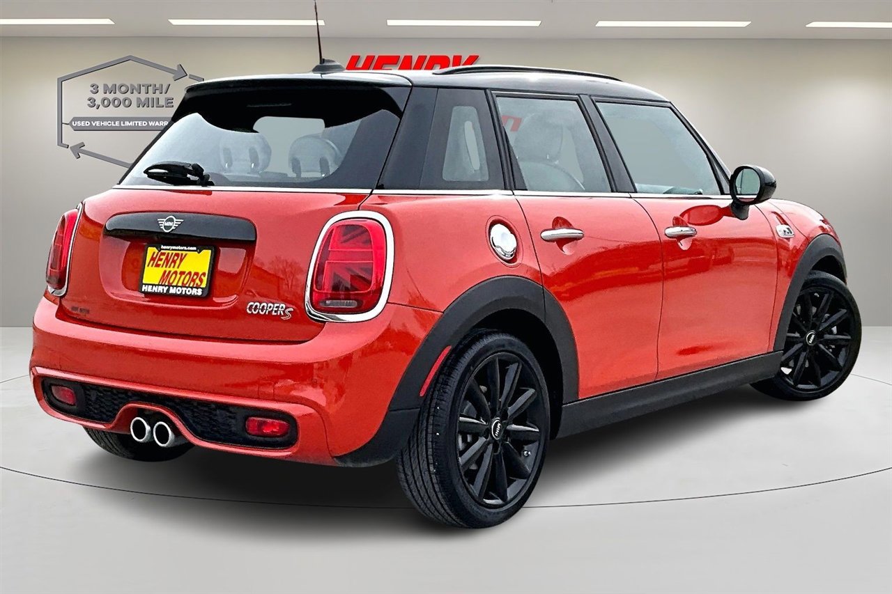 Used 2019 MINI Cooper S w/ Signature Upholstery Package image 7