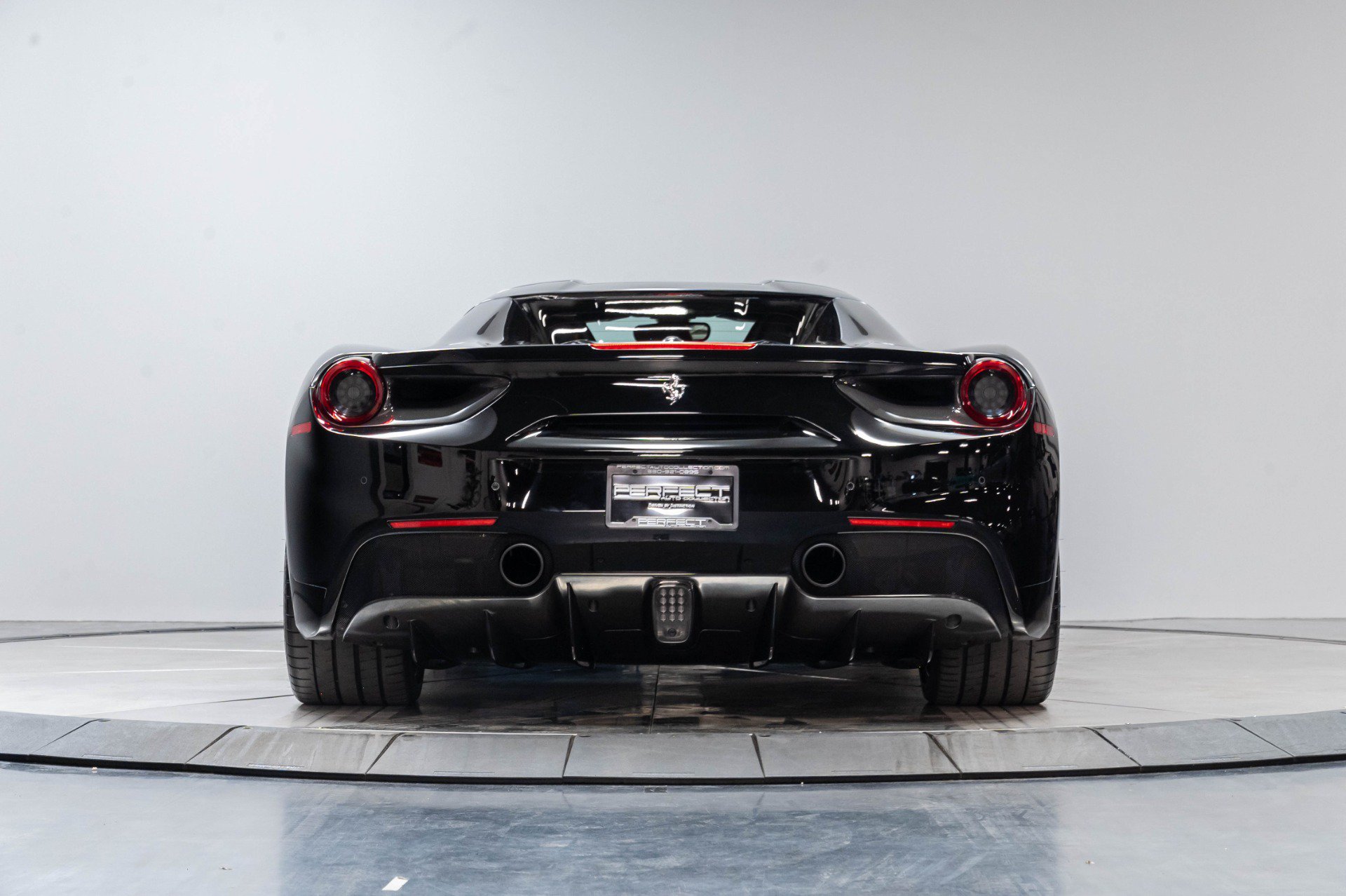 Used 2016 Ferrari 488 Spider RWD image 57