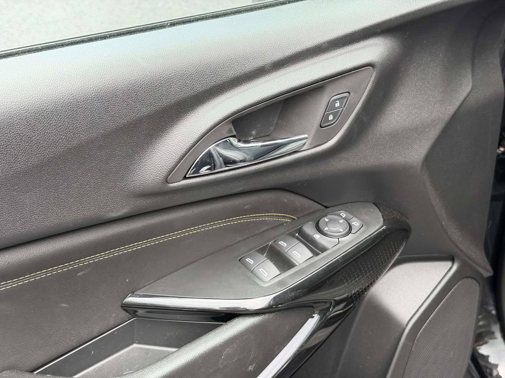 New 2026 Chevrolet Trax LT w/ Driver Confidence Package FWD image 18