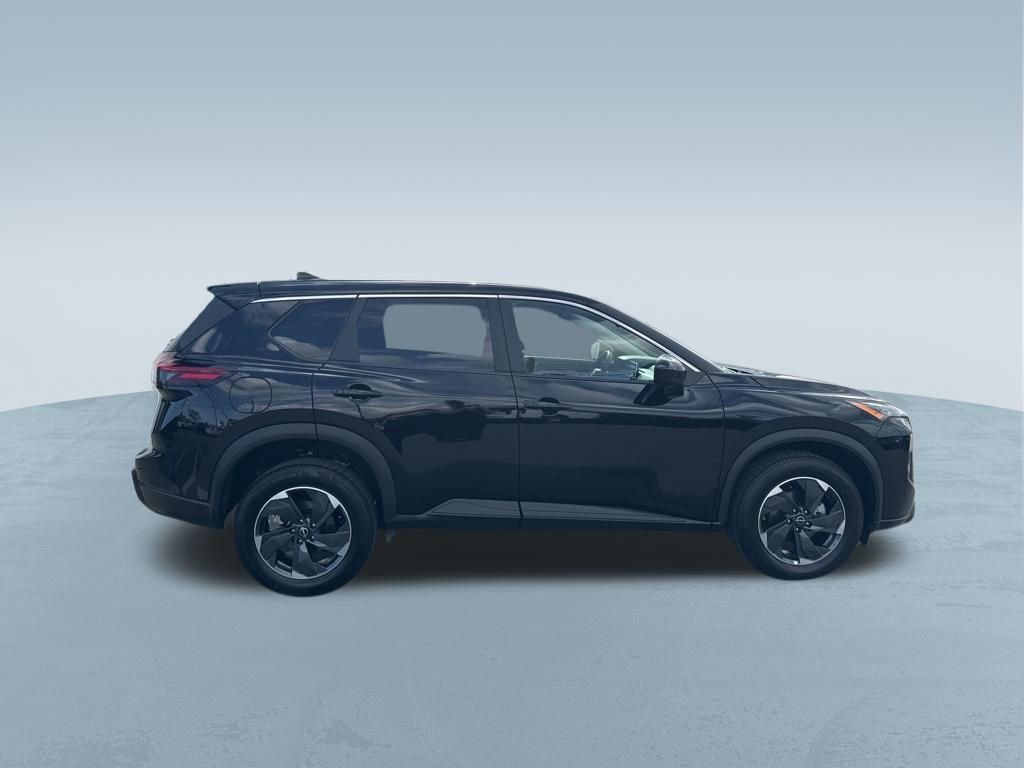 Used 2025 Nissan Rogue SV AWD/4WD image 9