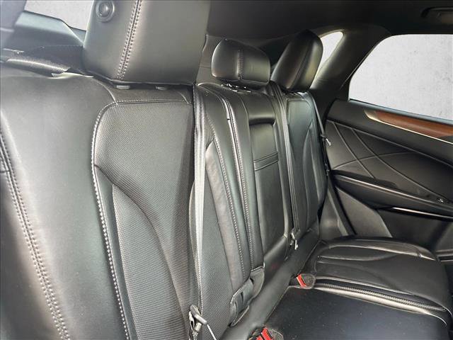 Used 2018 Lincoln MKC Reserve image 23