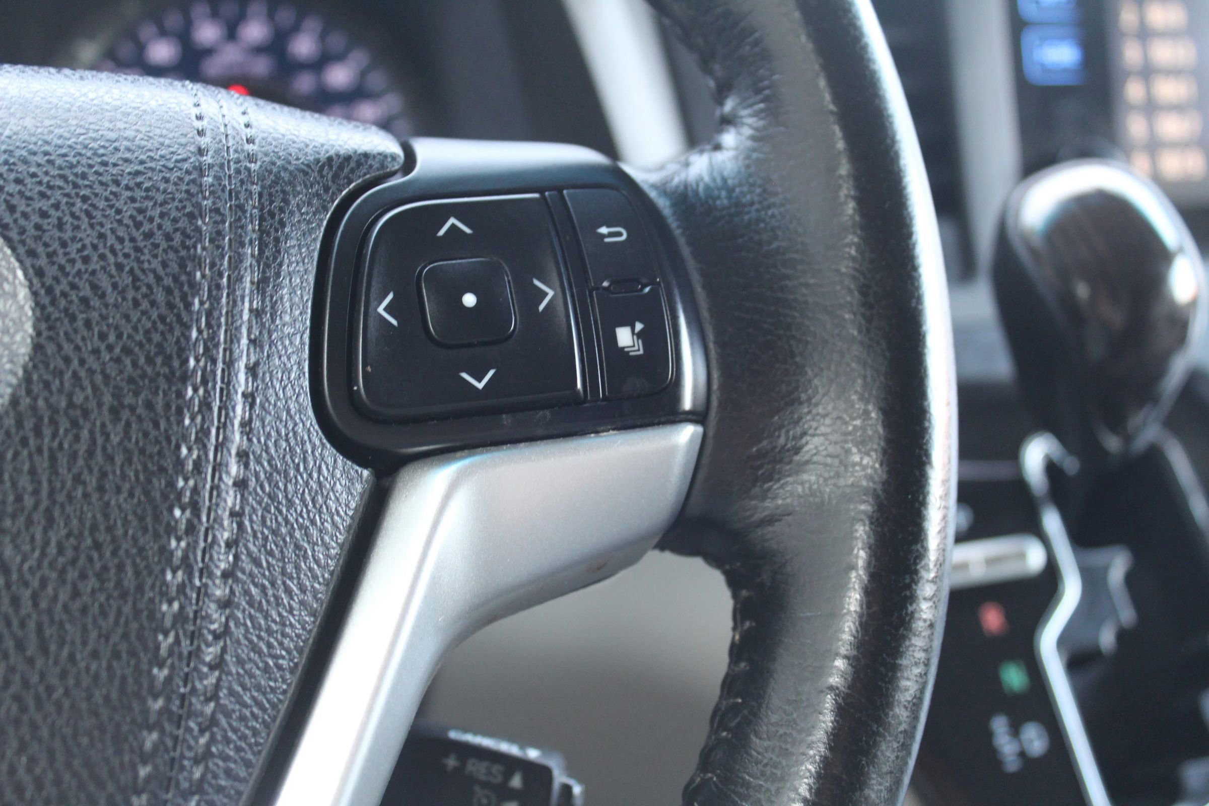 Used 2015 Toyota Sienna XLE Premium image 27