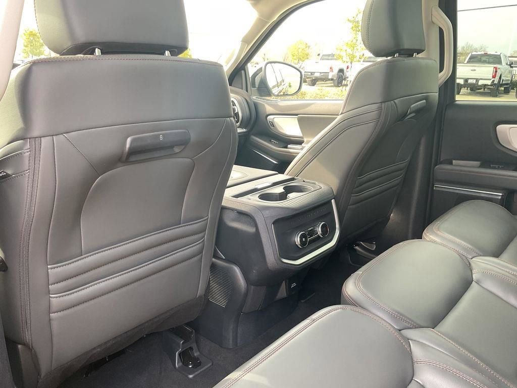 Used 2025 Ford Expedition Max Active RWD image 23
