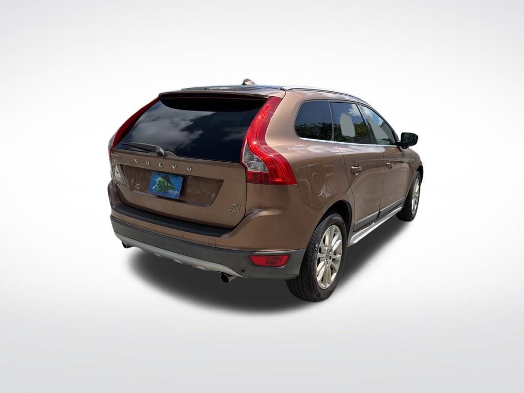 Used 2010 Volvo XC60 T6 image 5
