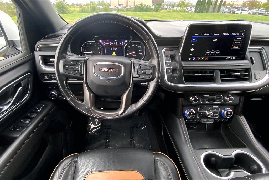 Used 2021 GMC Yukon AT4 w/ Rear Media and Nav Package AWD/4WD image 5