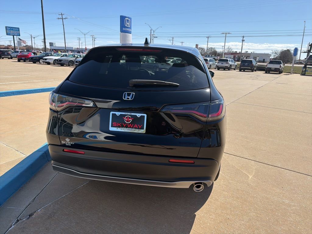 New 2026 Honda HR-V Sport image 8