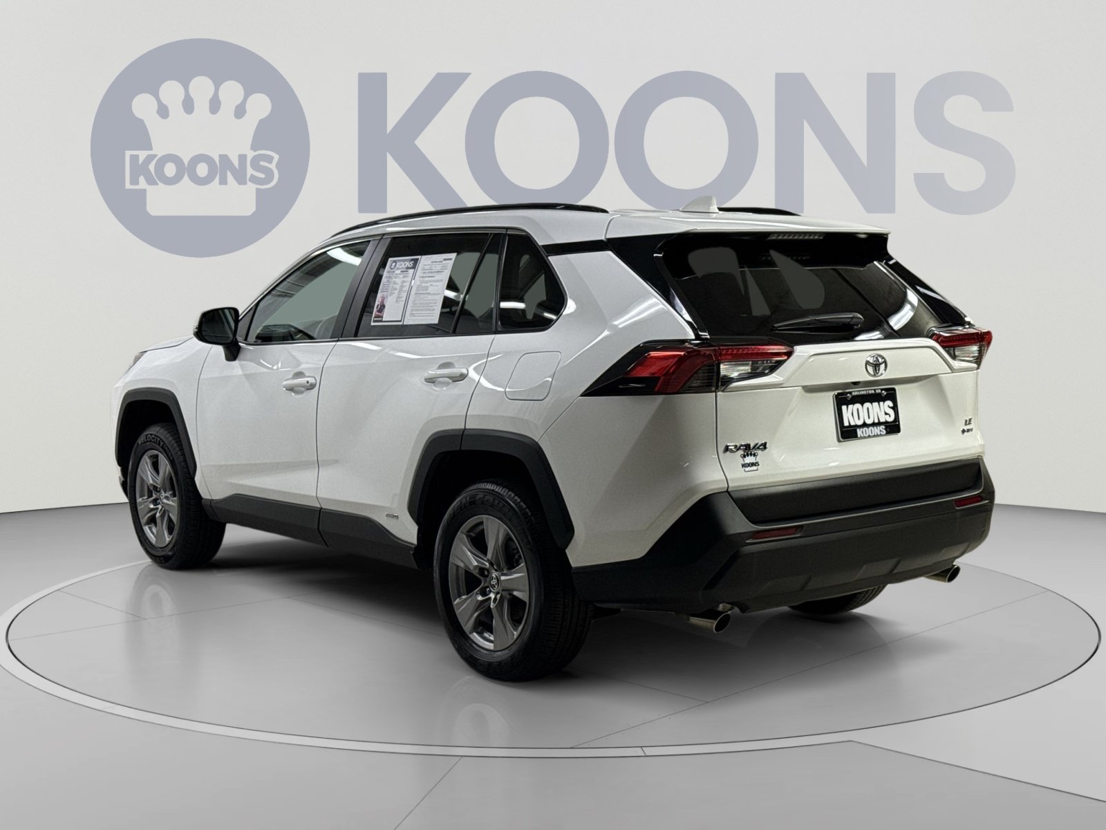 Used 2025 Toyota RAV4 LE AWD/4WD image 18