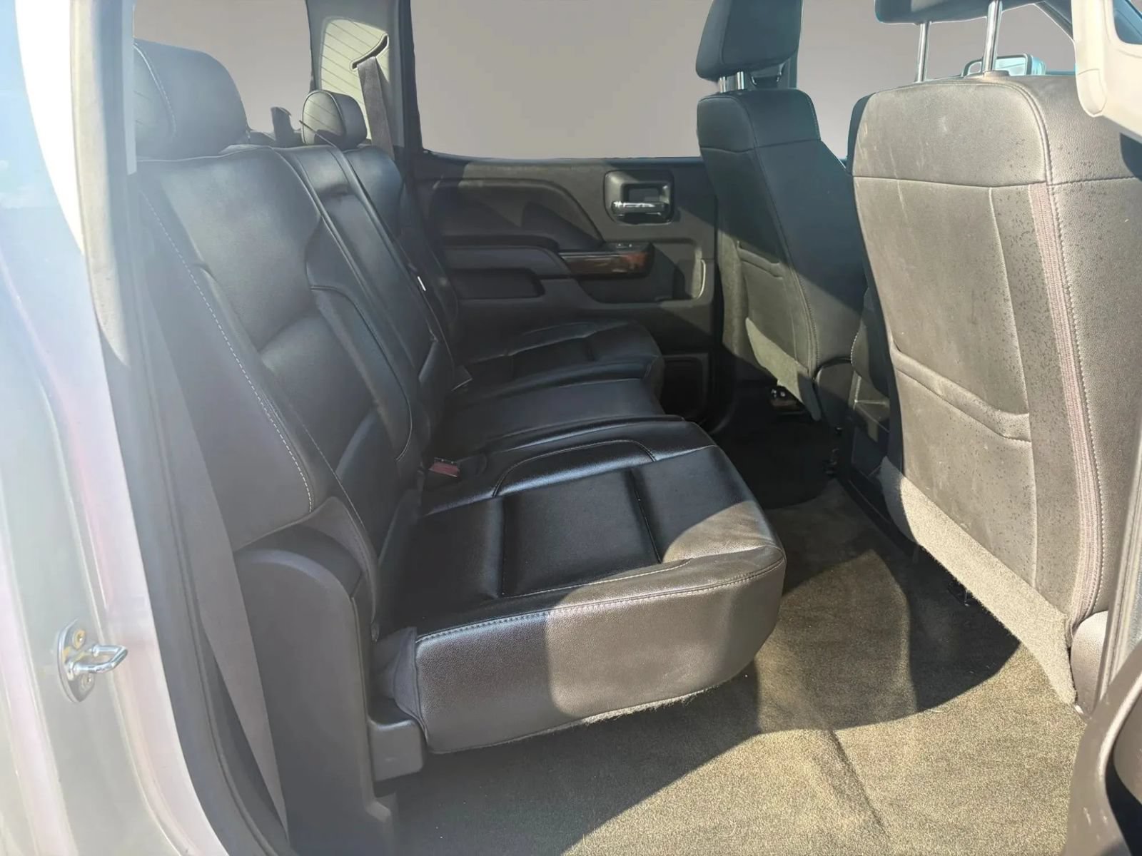 Used 2017 GMC Sierra 3500 SLT w/ Snow Plow Prep Package AWD/4WD image 30
