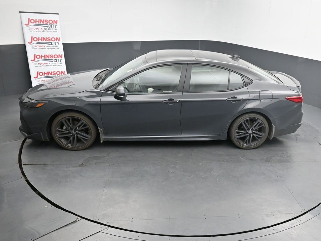 Used 2025 Toyota Camry XSE image 24