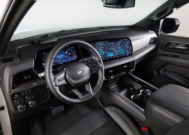 Used 2025 Chevrolet Tahoe LT w/ Comfort Package image 17