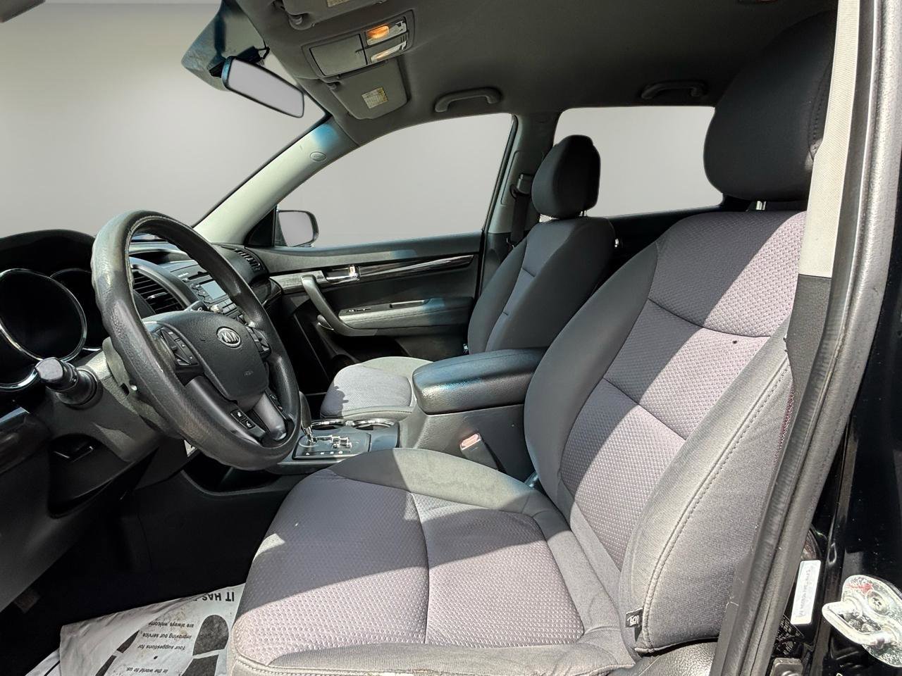 Used 2012 Kia Sorento FWD image 11