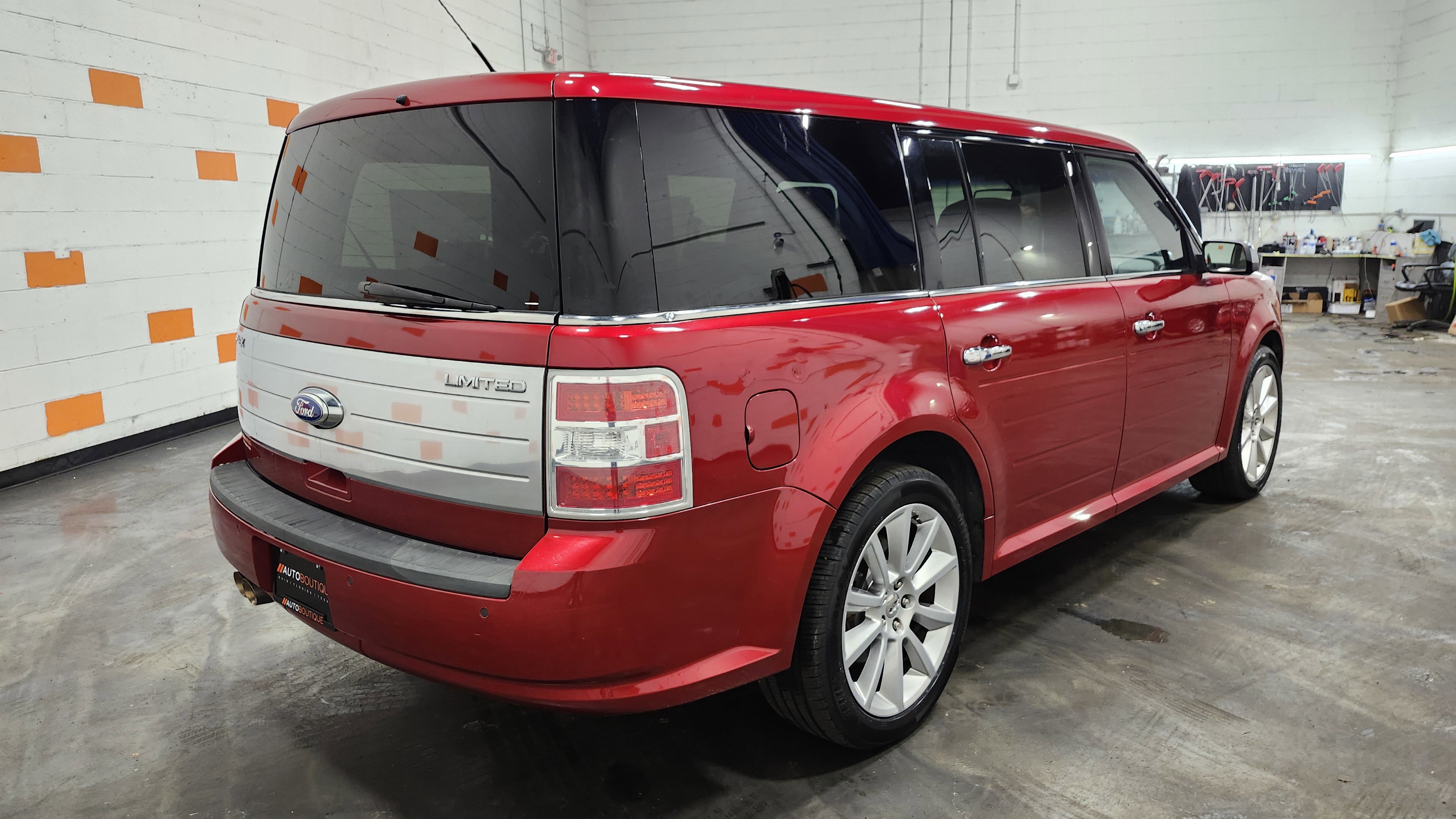 Used 2011 Ford Flex Limited image 17