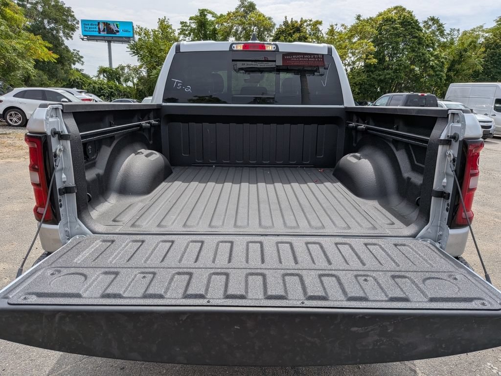New 2026 RAM 1500 Warlock AWD/4WD image 13