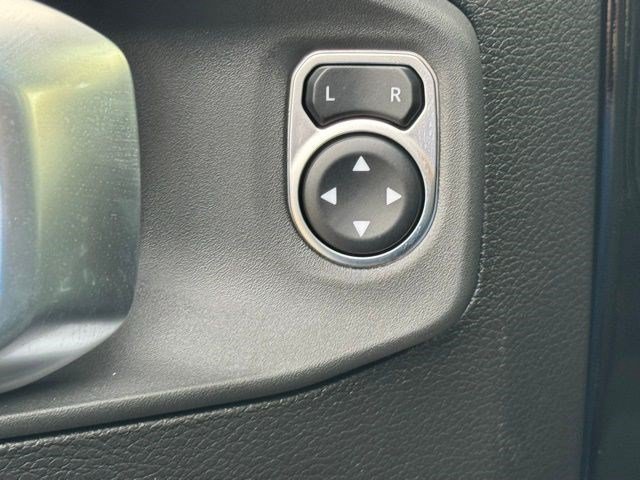 New 2026 Jeep Wrangler Unlimited Rubicon w/ Safety Group AWD/4WD image 10