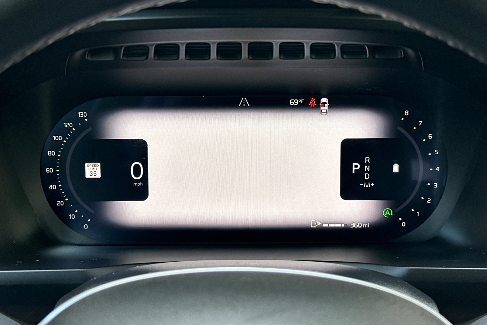 Certified 2025 Volvo XC90 B6 Plus AWD/4WD image 31