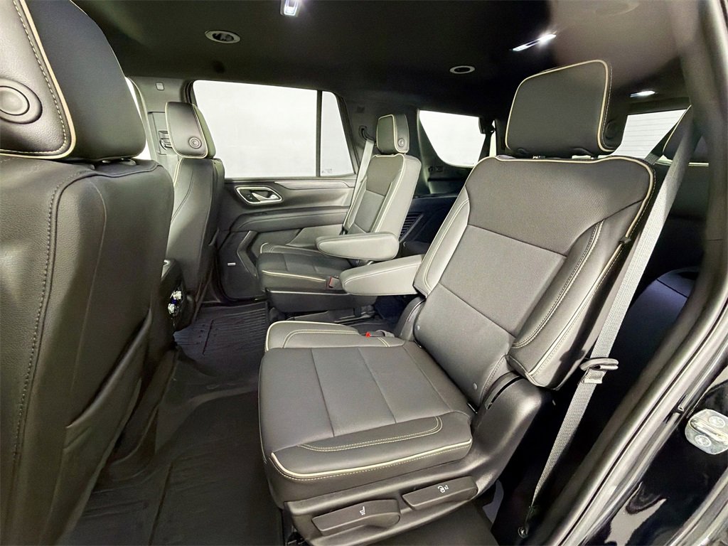 Used 2024 GMC Yukon SLT image 23