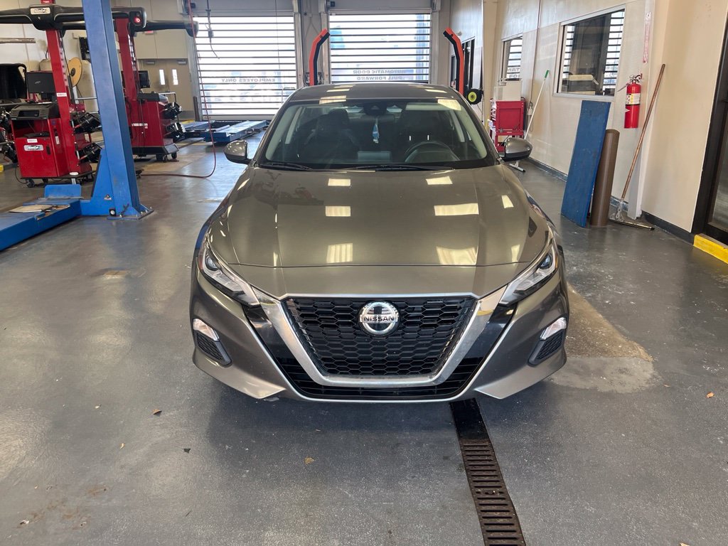 Used 2022 Nissan Altima 2.5 SV FWD image 11