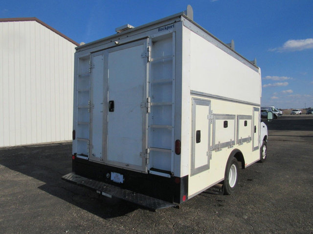 Used 2023 Ford E-350 and Econoline 350 Super Duty w/ Power Windows & Locks Group image 3