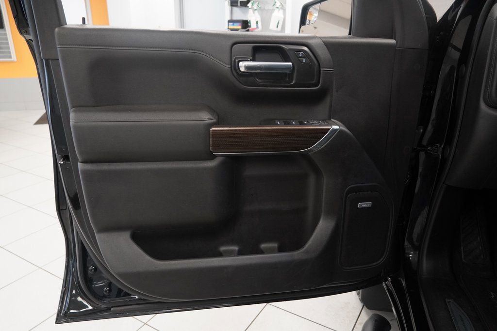 Used 2022 Chevrolet Silverado 1500 LT Trail Boss w/ Convenience Package II image 16