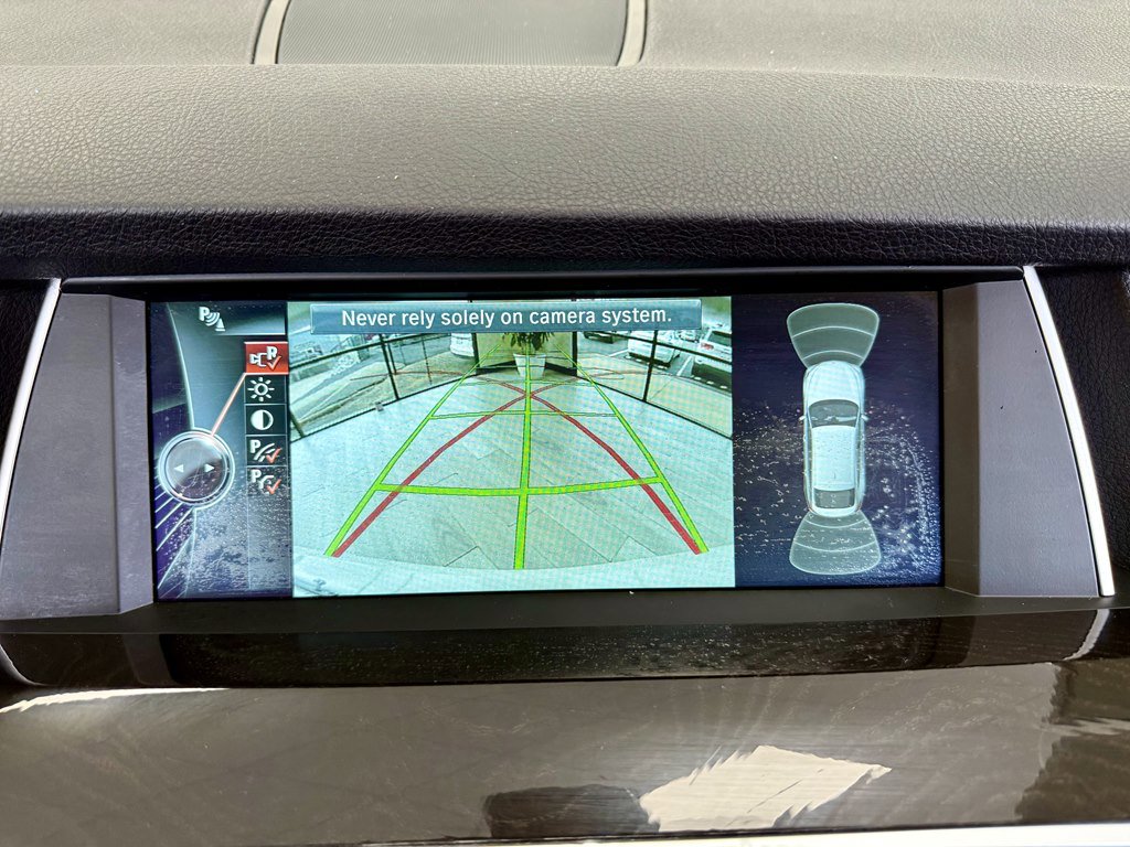 Used 2014 BMW 535i Gran Turismo image 11