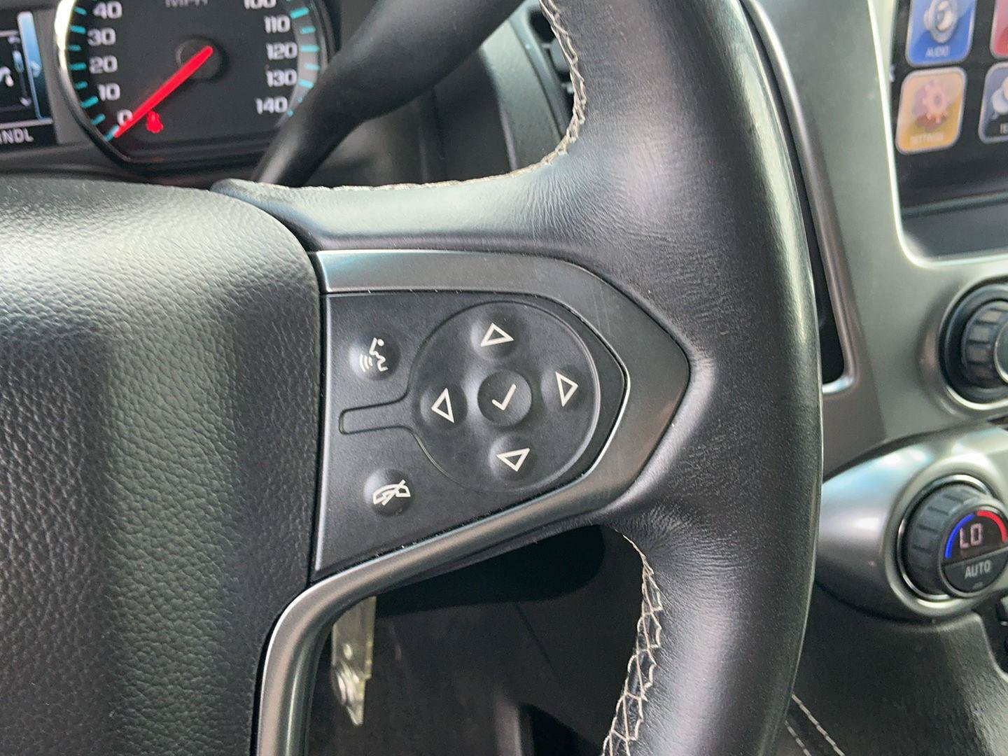 Used 2018 Chevrolet Tahoe LS AWD/4WD image 20