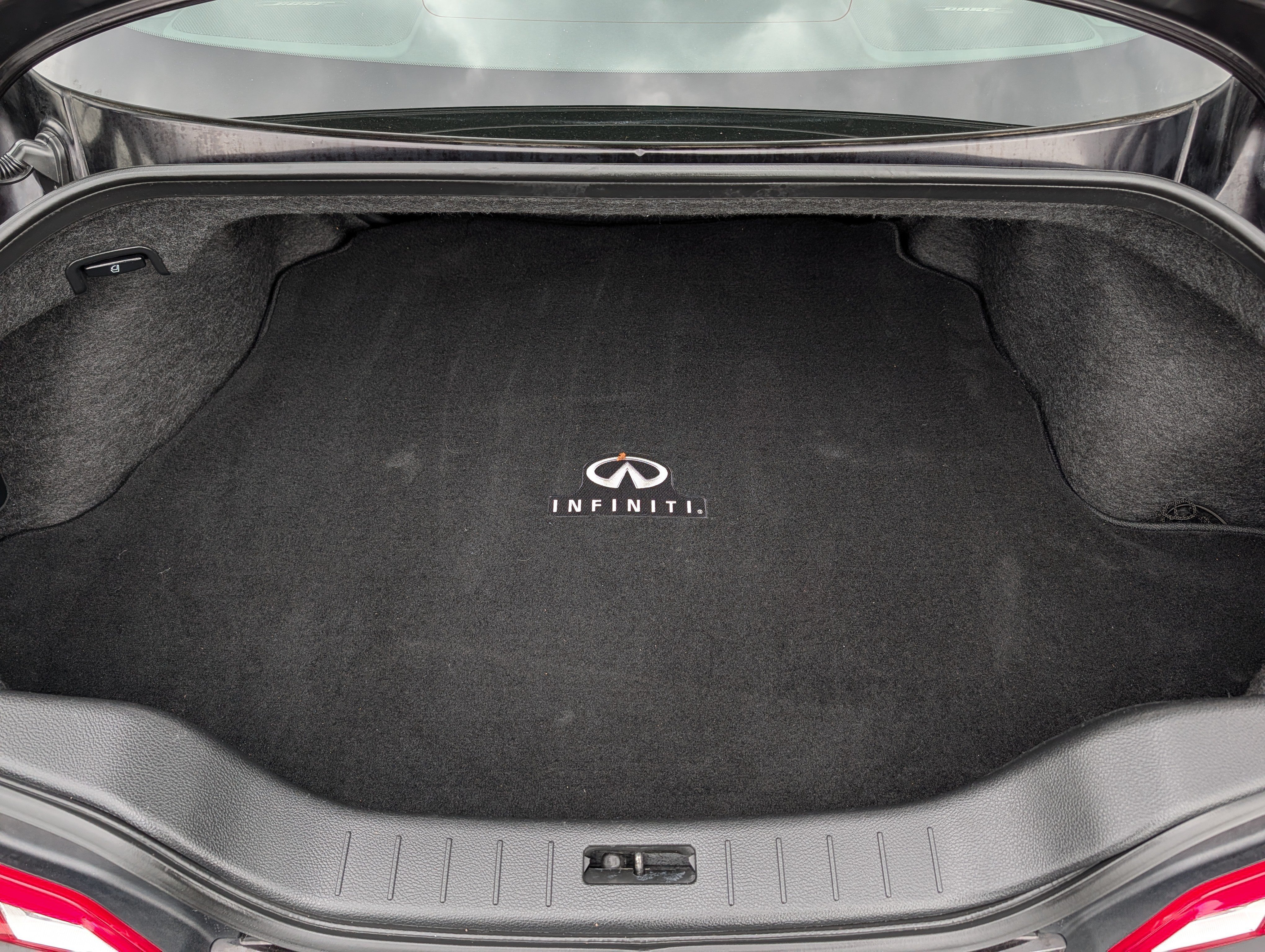 Used 2011 INFINITI G37 IPL RWD image 18