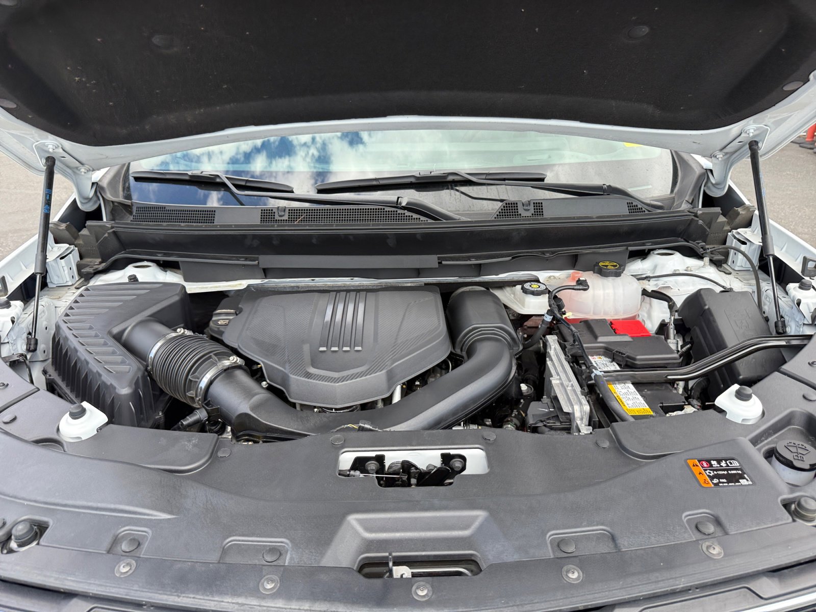 Used 2025 Chevrolet Traverse LT AWD/4WD image 20