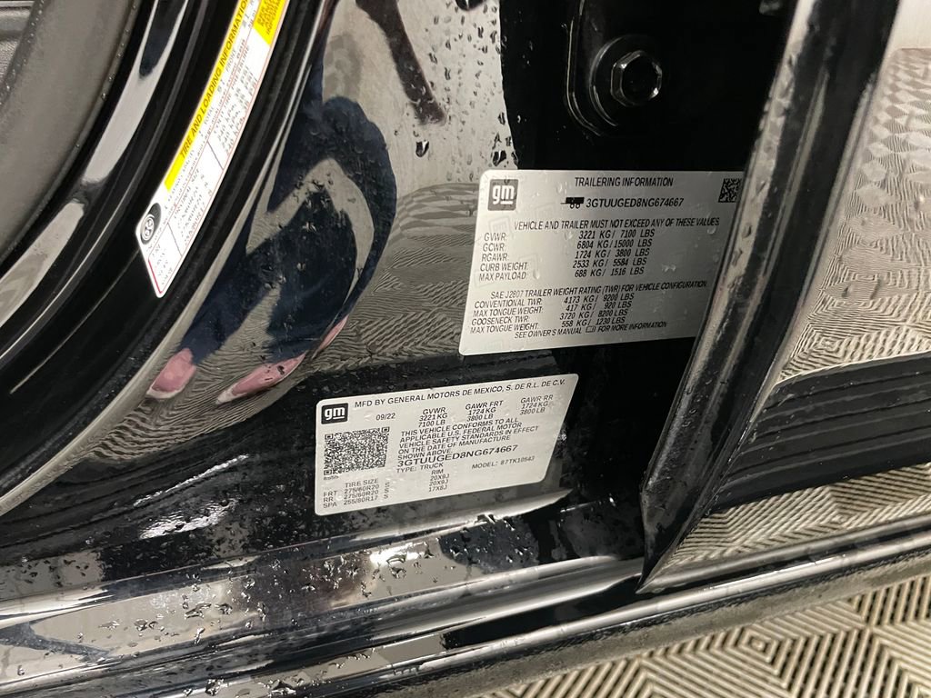 Used 2022 GMC Sierra 1500 Denali AWD/4WD image 39