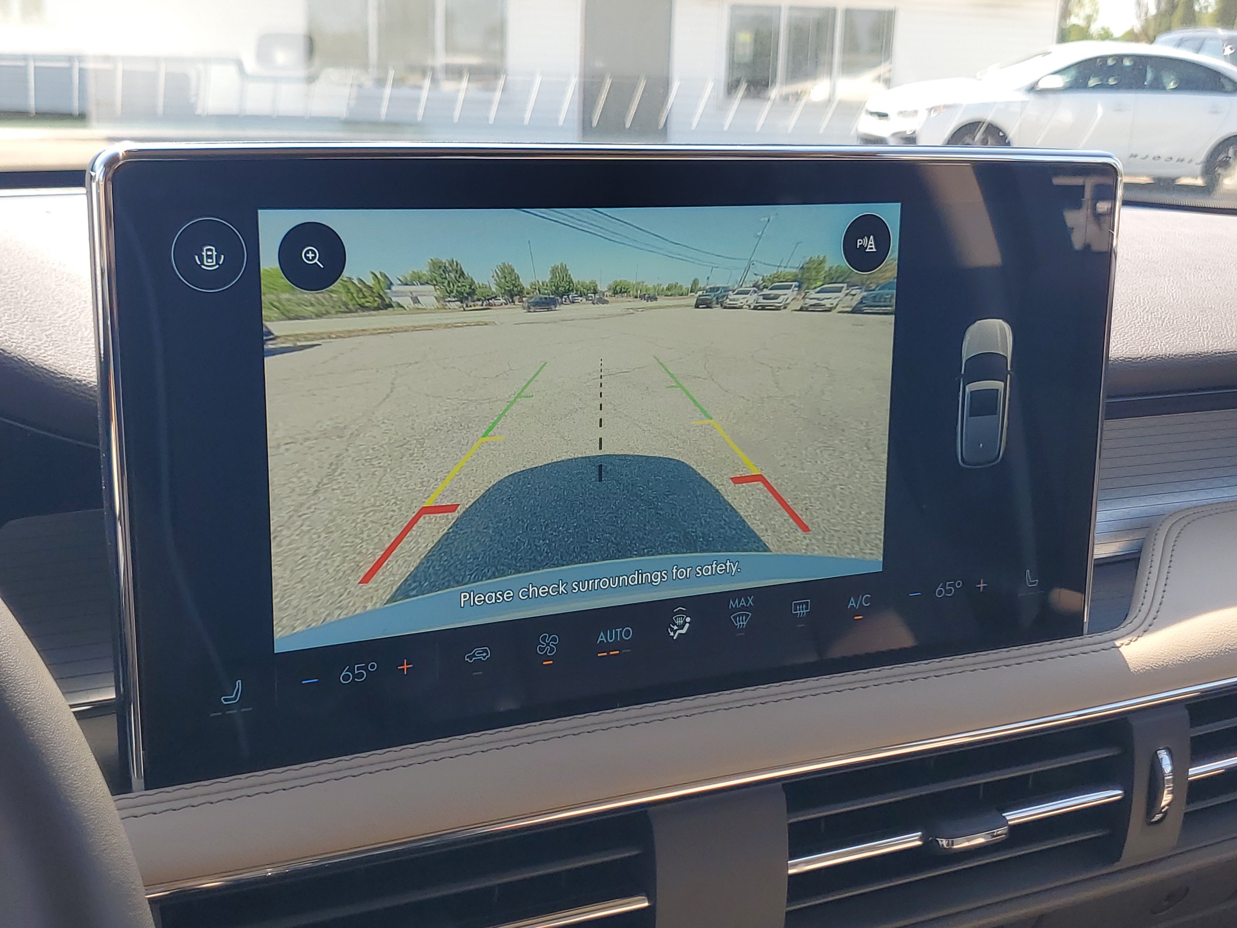 Certified 2024 Lincoln Corsair AWD image 17