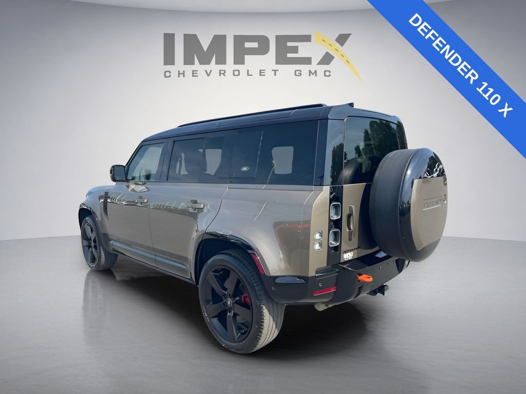 Used 2024 Land Rover Defender 110 X AWD/4WD image 7