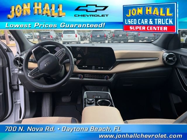 Used 2025 Chevrolet Equinox ACTIV w/ Safety and Technology Package image 16