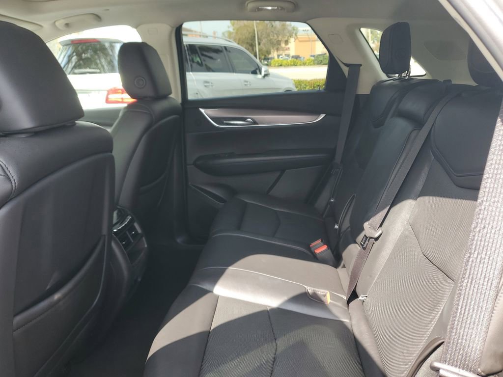 Used 2019 Cadillac XT5 Premium Luxury w/ Driver Assist Package image 14