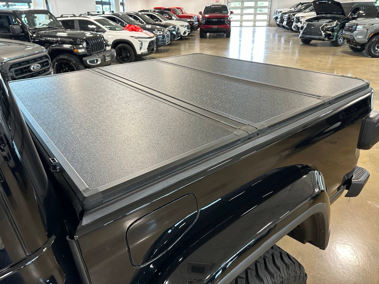 Used 2023 Jeep Gladiator Mojave w/ LED Lighting Group AWD/4WD image 39